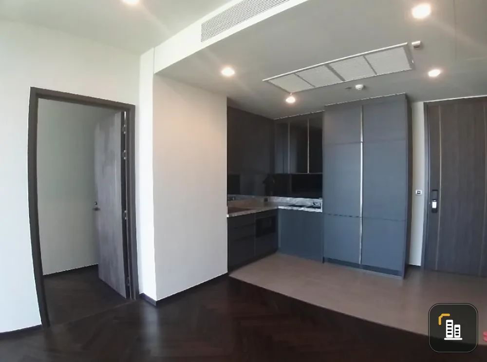 Condo for sale, The Monument Sanampao, new room ready for you to own, can't reserve it anymore !!