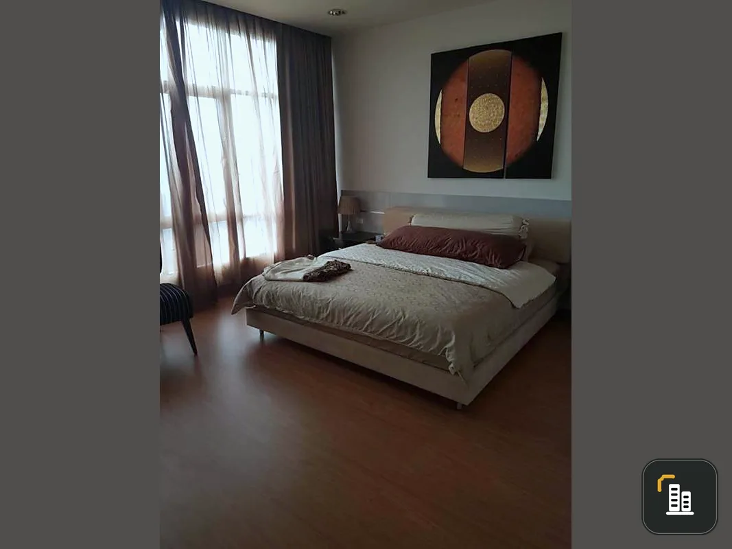 Selling The Complet Ratchaprarop, 2 storey, duplex room, 3 bedrooms, 4 bathrooms, everything is complete in one room, nice to live in Muak