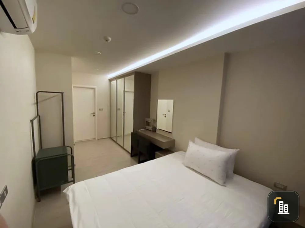 Condo for rent, Vtara Sukhumvit 36, Rim room, furniture is ready, hurry up