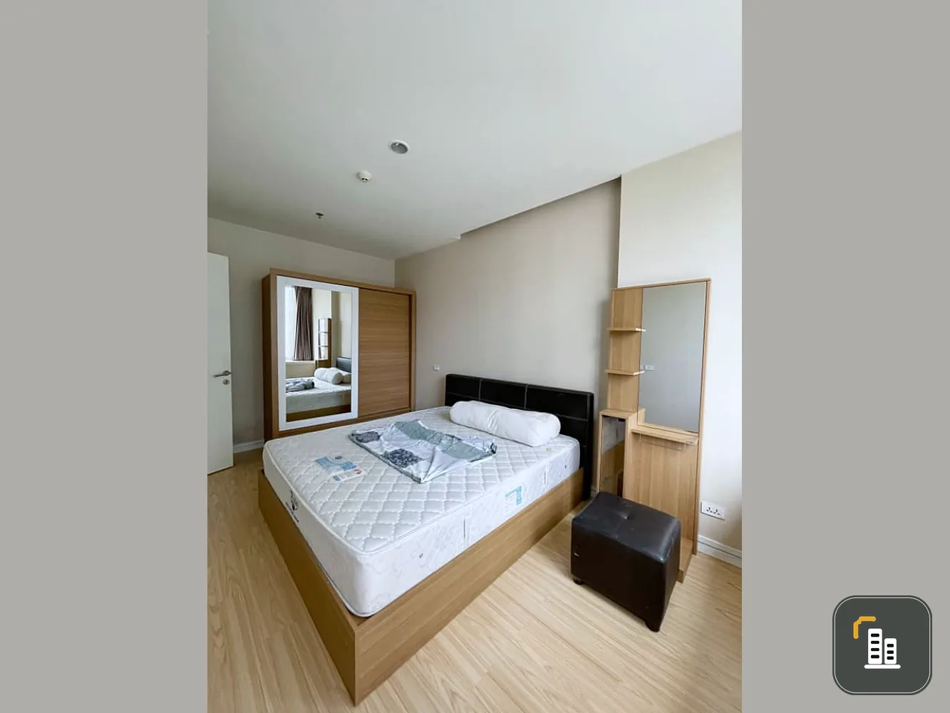 Sell T.C. Green, beautiful room, garden view, premium grade furniture The room is decorated in bright tones. Become the owner now.
