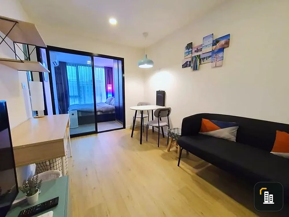 Condo for rent Attitude BU, nice and clean room. (actual room picture)