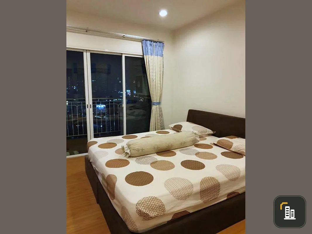For rent, The Complete Ratchaprarop, 2 bedrooms, great view, full furniture, great atmosphere, book now, don't wait!