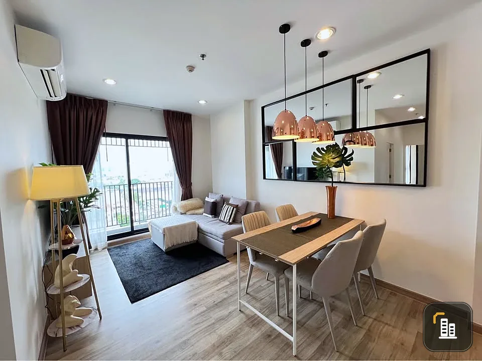 Condo for rent Niche Mono Charoennakorn, high floor, river front view. You can see the beautiful view of the Chao Phraya River.