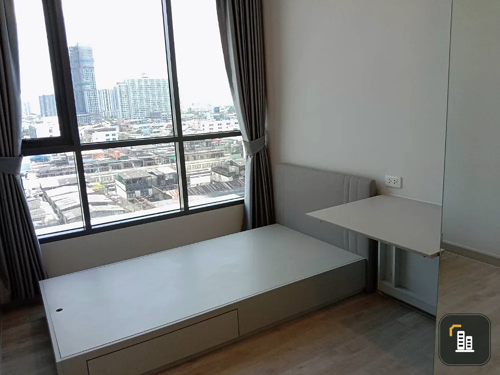 Condo for sale, Niche Pride, Tao Poon, 9th floor, with furniture and electrical appliances. Buy it, definitely worth it.