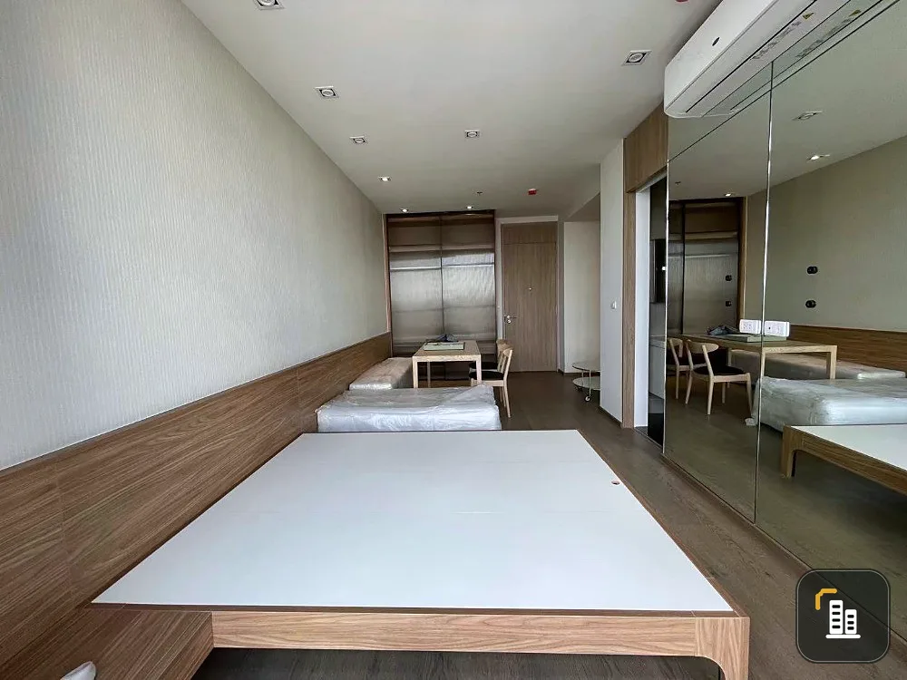 Urgent sale, Condo Park 24 Origin Phrom Phong, high floor, beautiful view, golden location, book now!!