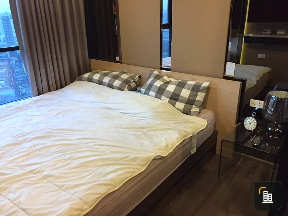 Condo for sale, The Base Park West, Build in room, ready to move in, high floor, beautiful view, don't wait, hurry to reserve!!