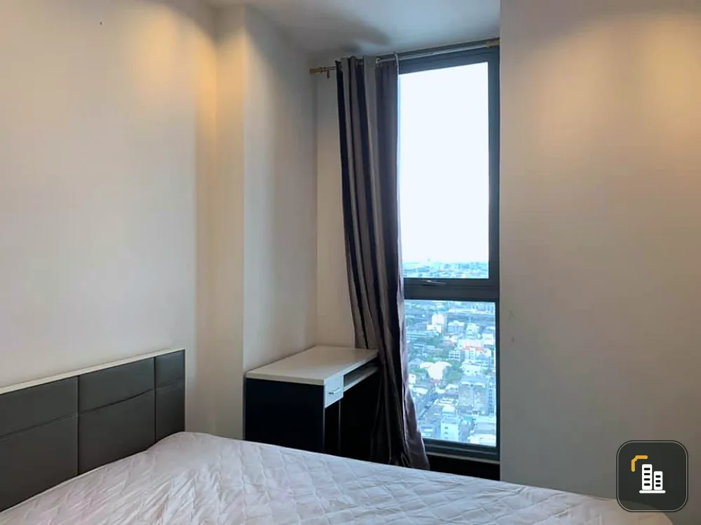 For rent, Ideo Q Phayathai, very beautiful room, premium view, no building block, very soft leather sofa, book now