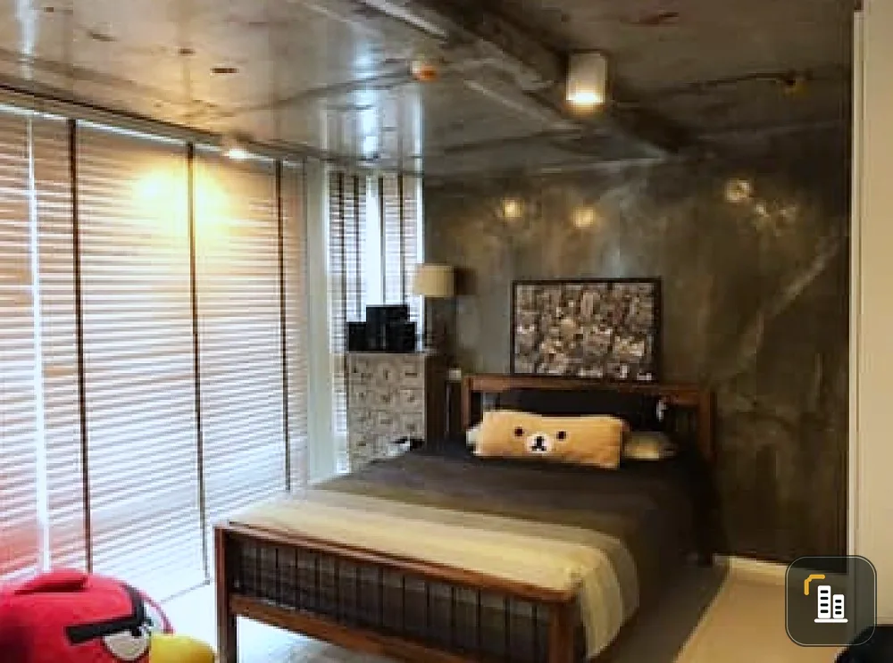 The Raffles Condominium for sale, beautiful room in loft style, well furnished, super thick leather sofa. Hurry up and own it.