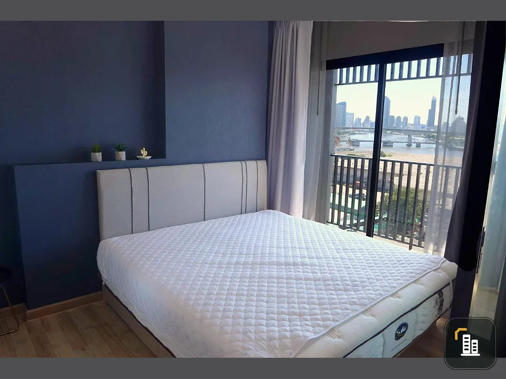Condo for rent, Niche Mono Charoennakorn, 11th floor, overlooking the Chao Phraya River, good atmosphere, plus a beautiful room.