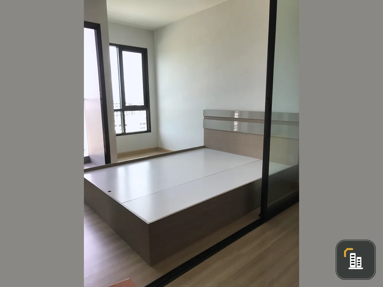 Condo for sale, Knightsbridge Sky City, Saphan Mai, fully furnished and electrical appliances, beautiful room, very new.