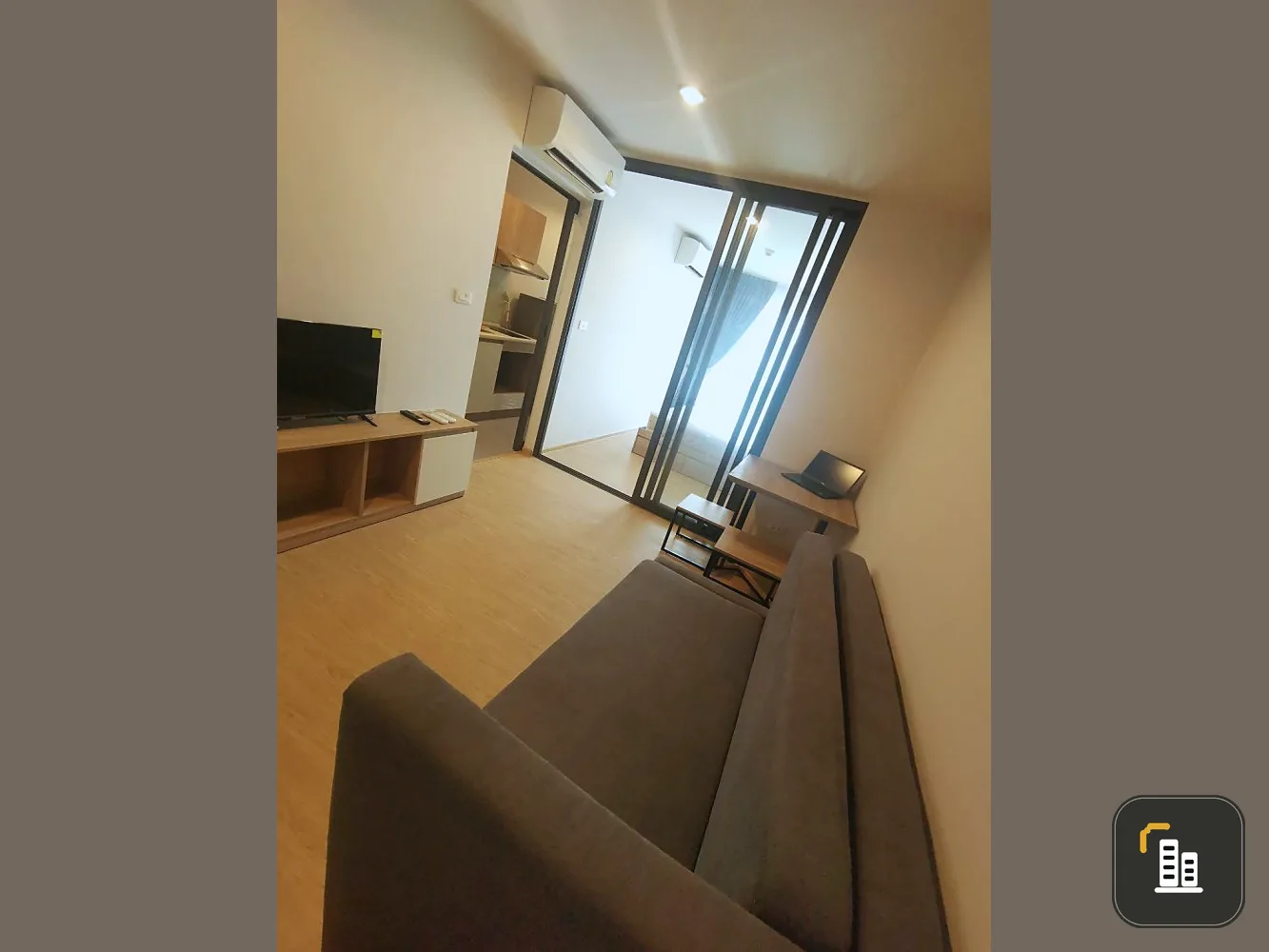 Sell, rent, urgent!! Condo The Excel Hideaway, Sukhumvit 71, 3rd floor, Building B, good location, convenient transportation, don't miss it!!