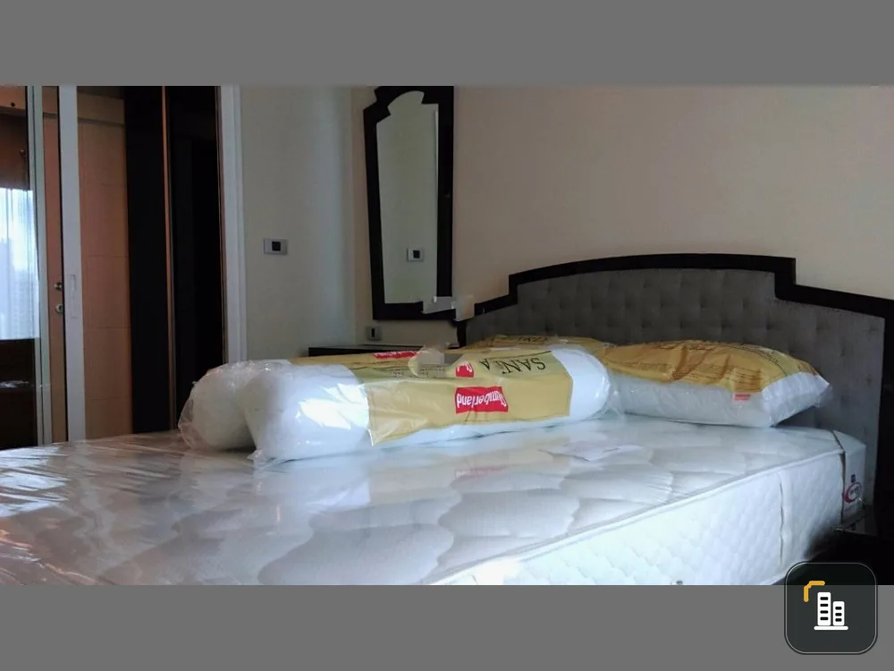 Condo for rent, The Crest Sukhumvit 34, near BTS Thonglor, good location, don't miss it!!