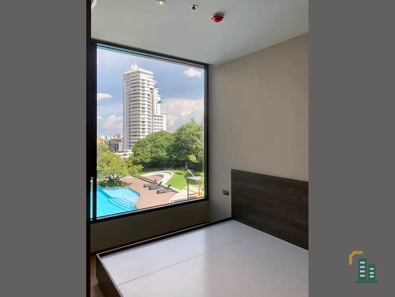 Sale/Rent Condo The Fine Bangkok Thonglor-Ekamai. Pool view, no block view, good location, don't miss it!!