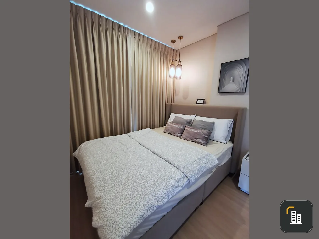 For rent Lumpini Suite Phetchaburi-Makkasan. This room is decorated in tone control. Use fir well Garden view, shady, book now.