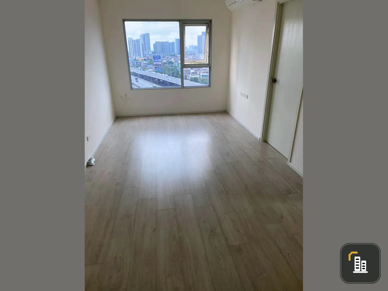 Condo for sale, Aspire Sathorn-Thapra, 2 bedrooms, 11th floor, rim room, good view, no tall buildings. Plus the best price