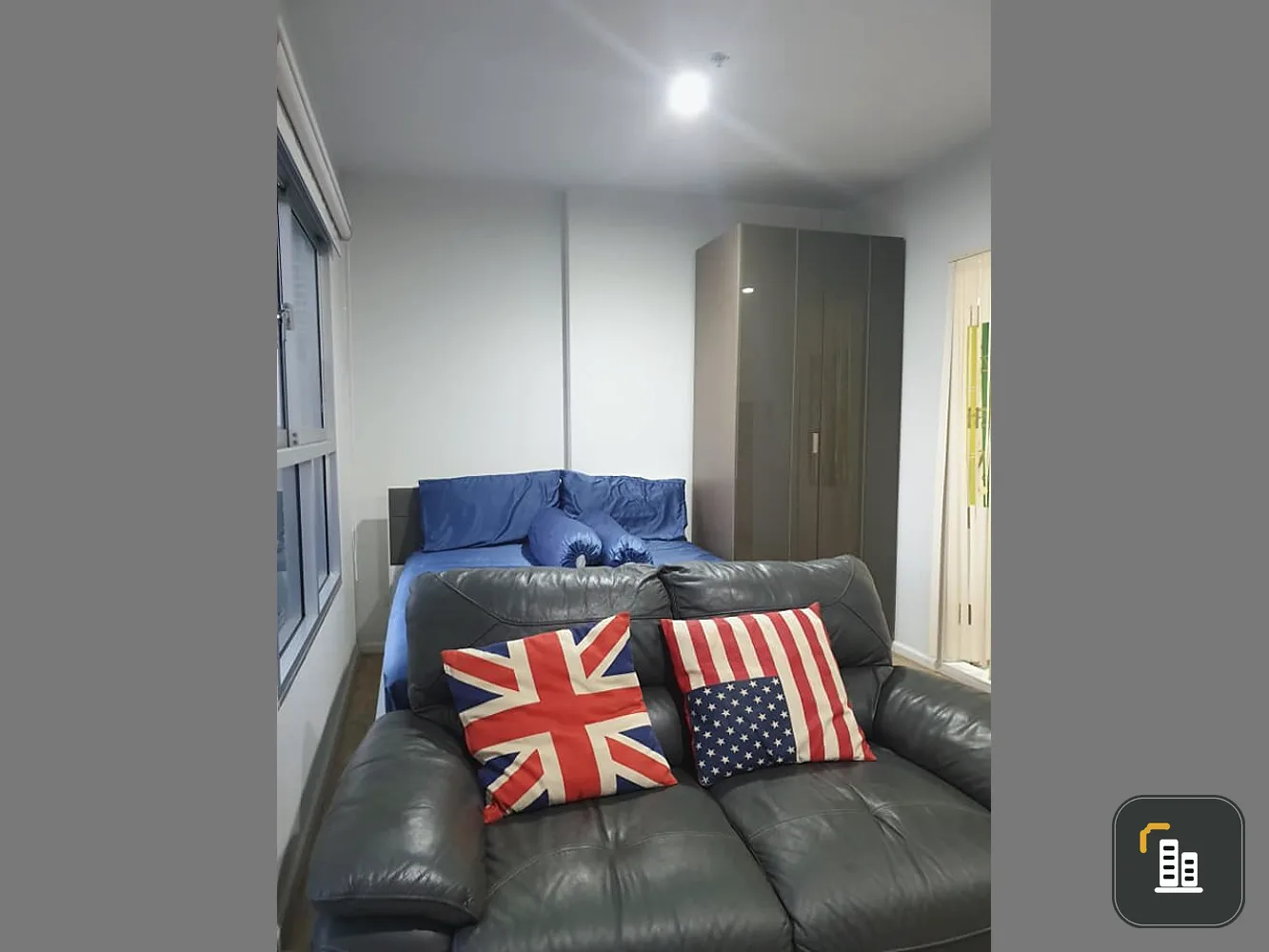 For rent Izzy Condo Suksawat, beautiful room, fully furnished, convenient transportation, hurry!