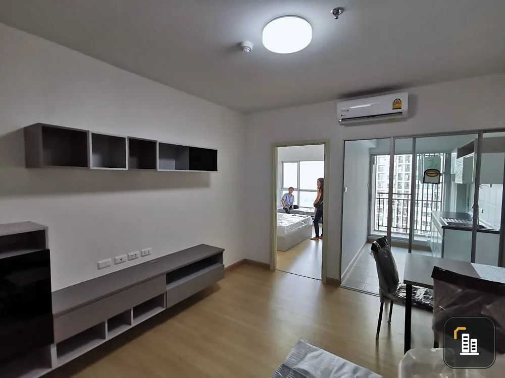 For rent Supalai Veranda Rama 9, beautiful new room, very spacious room, plus a pool view Peaceful, private, book now.