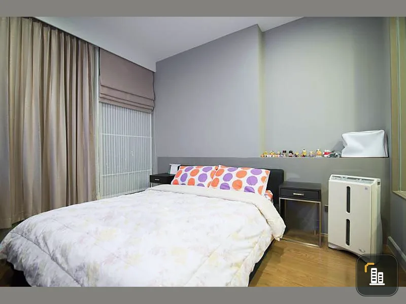 For Sale *** Emphayathai Condo, 2 bedrooms, 2 bathrooms, high floor, beautiful view, not blocked, corner room, great value!!