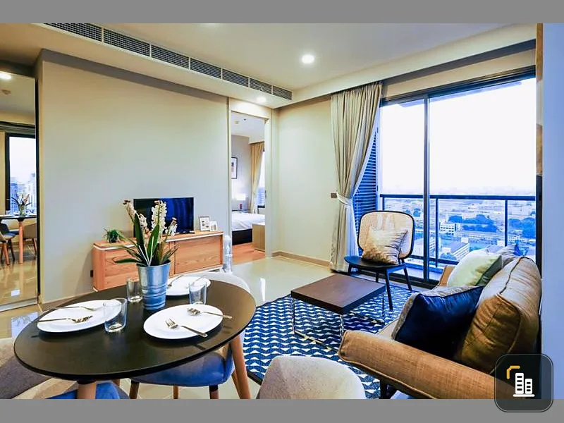 For rent M Phayathai, very beautiful, very nice view + fully furnished Carry your bags and move in.