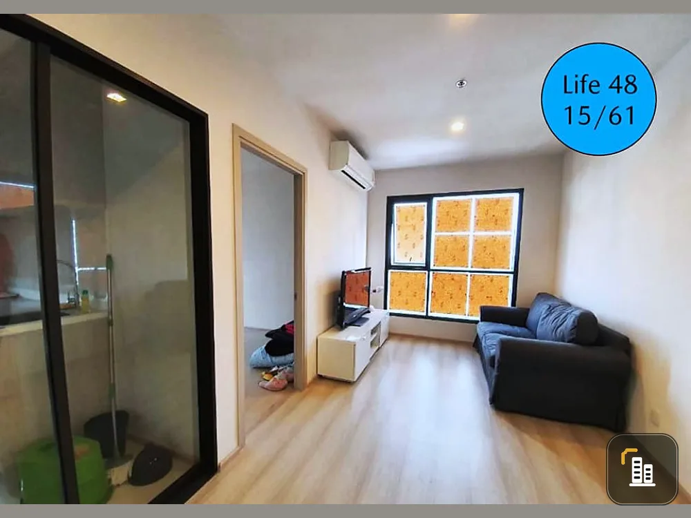 Urgent sale, Condo Life Sukhumvit 48, near BTS Phra Khanong, Rim room, golden location, don't miss it!!