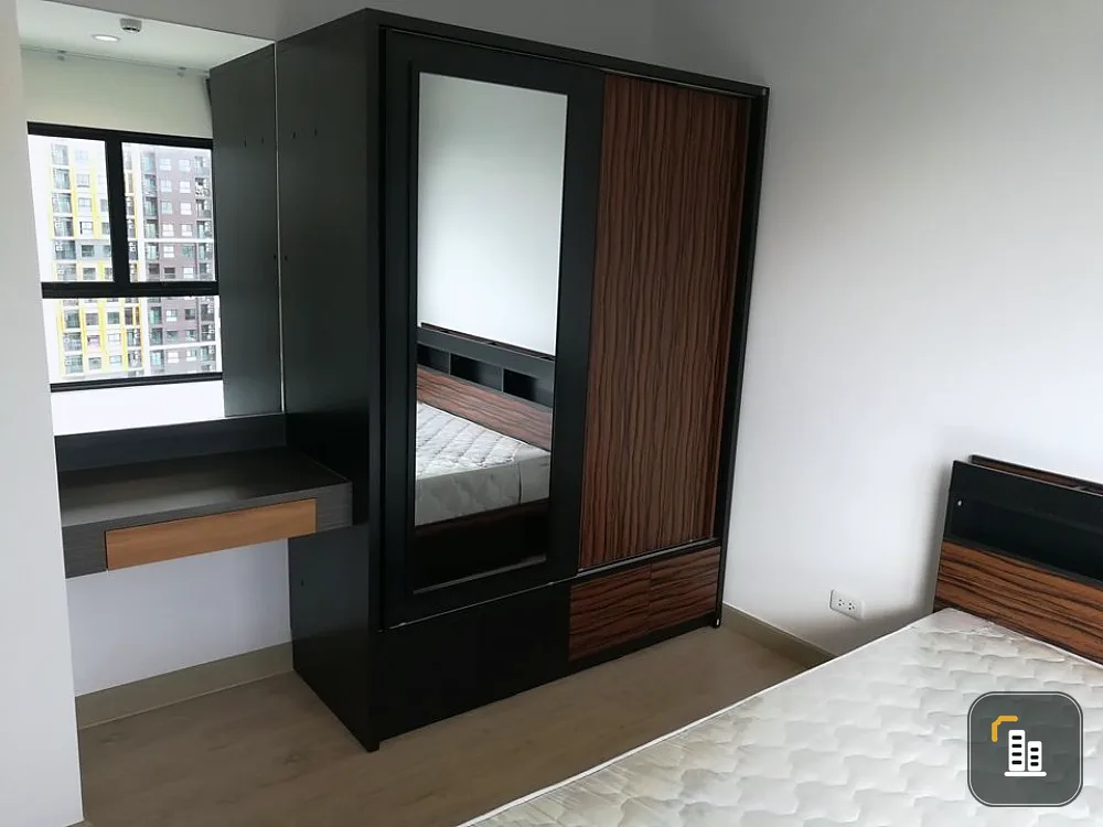 Condo for rent Thana Astoria, south, city view, near MRT Bang Yi Khan Station Fully furnished, don't wait !!