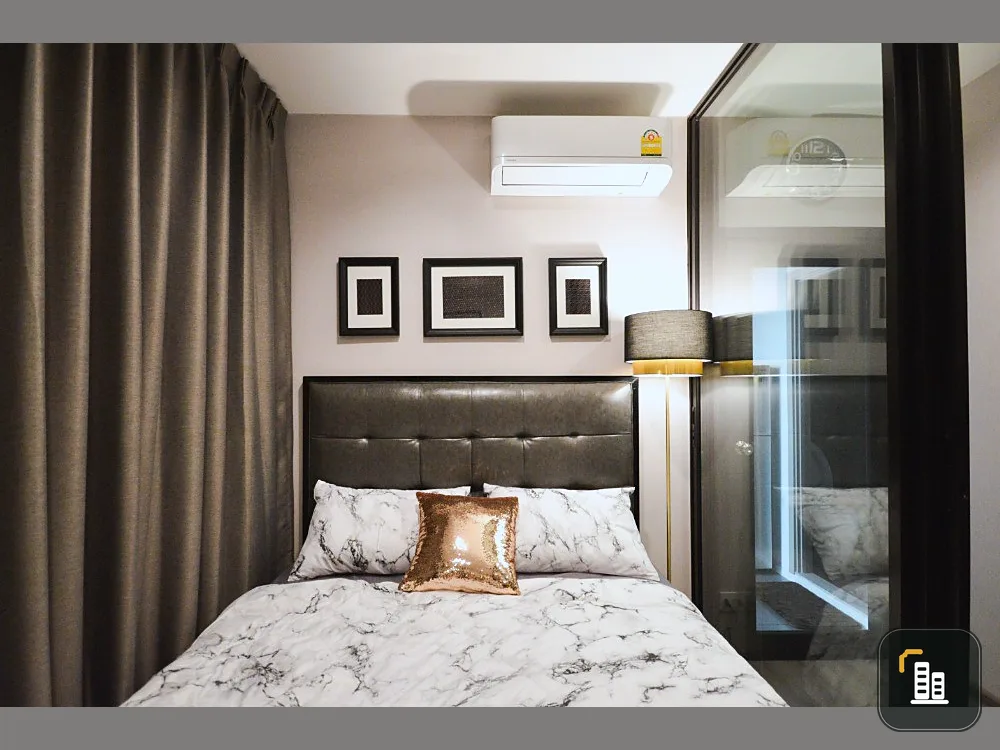 Condo for sale, The Politan Reef, 39th floor, this position has a very good view. The room is like a new room, decorated in luxury, very attractive.
