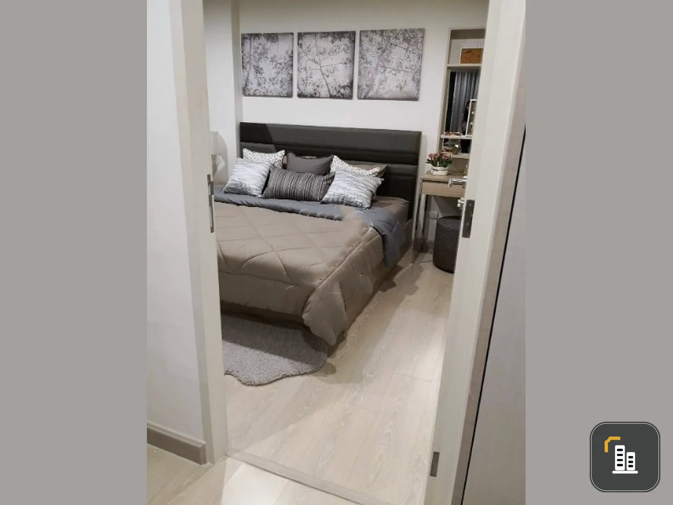 Urgent sale, The Niche Mono Condo, Sukhumvit 50, near BTS On Nut, good location, can't miss it!!