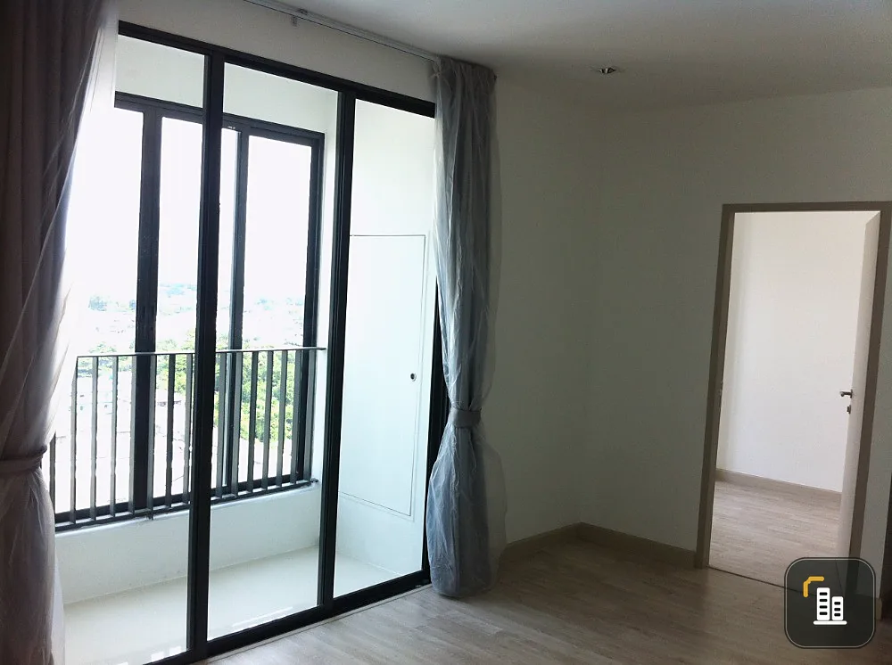 Condo for sale, Ideo Mobi Sathorn-Taksin, 14th floor, corner room, high privacy, beautiful room, new, book now.