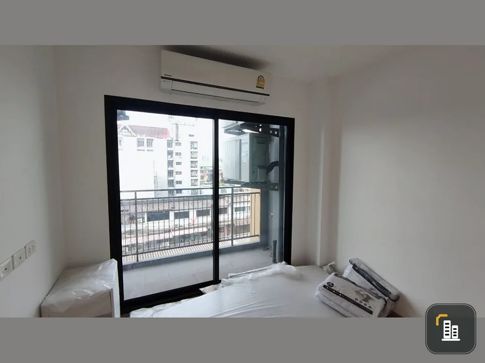Condo for sale, Thana Astoria, 2 bedrooms, near MRT Bang Yi Khan, do not miss it !!