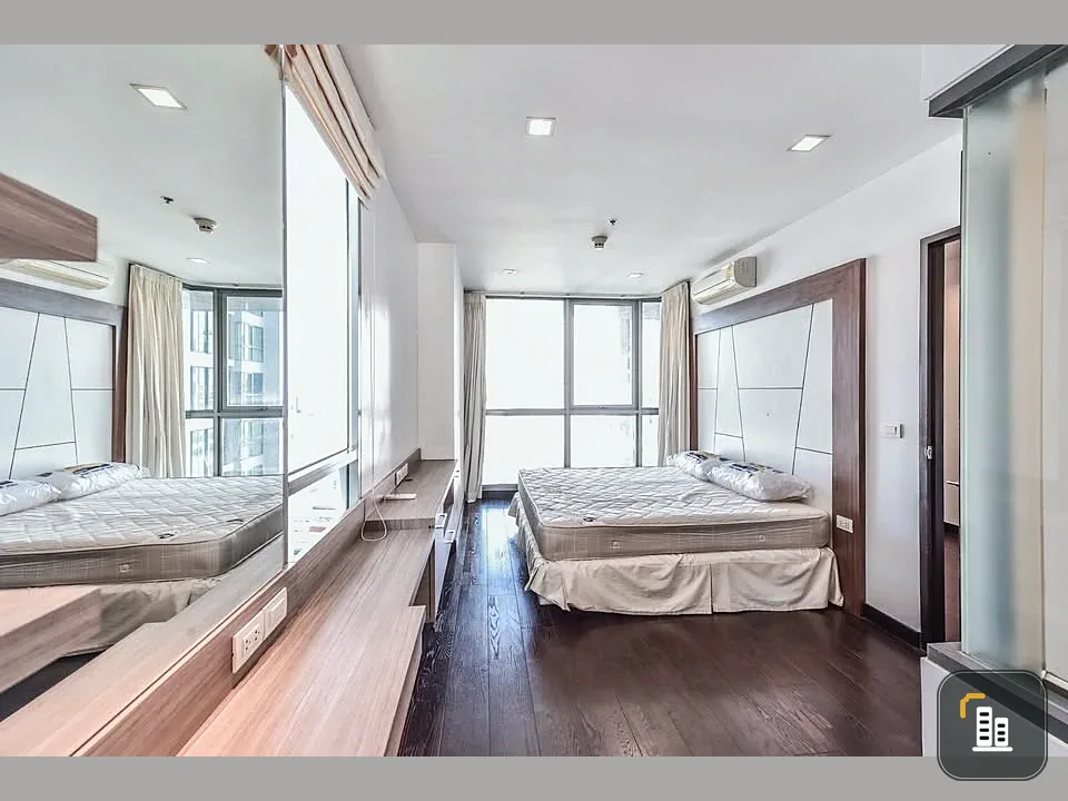 Rent ideo q phayathai, 1 bedroom unit, size 50 sq m, corner room