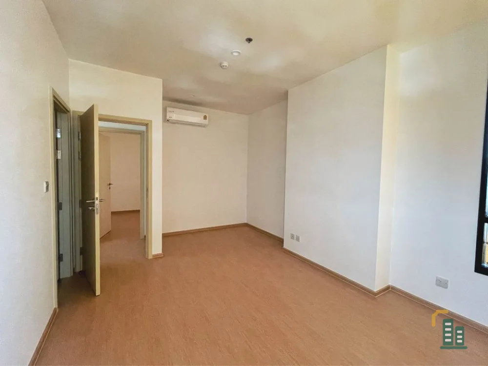 Urgent sale, Maru Ekamai 2 condo, golden location, near shopping areas, convenient to travel, do not miss!!