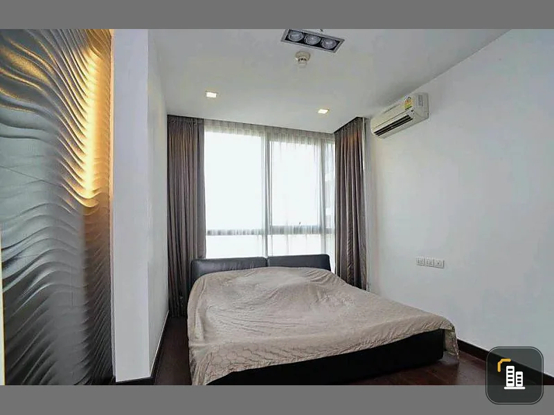 Ideo Q Phayathai Condo for rent, fully furnished, ready to move in, corner room, view of Baiyoke building, don't let it slip away.