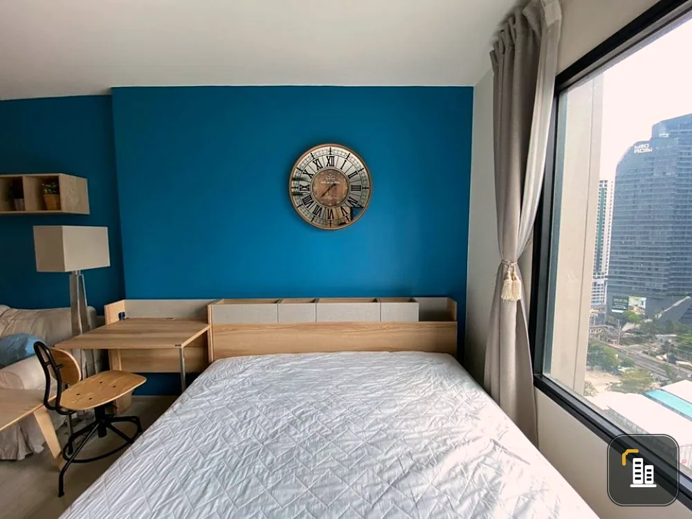 Life Asoke for sale, new room, unpack the box, good price, buy it yourself or rent Profitable for sure. Don't miss it.