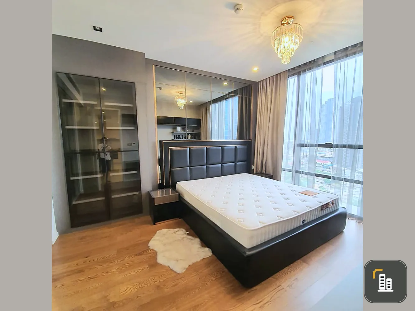 Condo for sale, The Bangkok Sathorn, good location, convenient transportation, do not miss