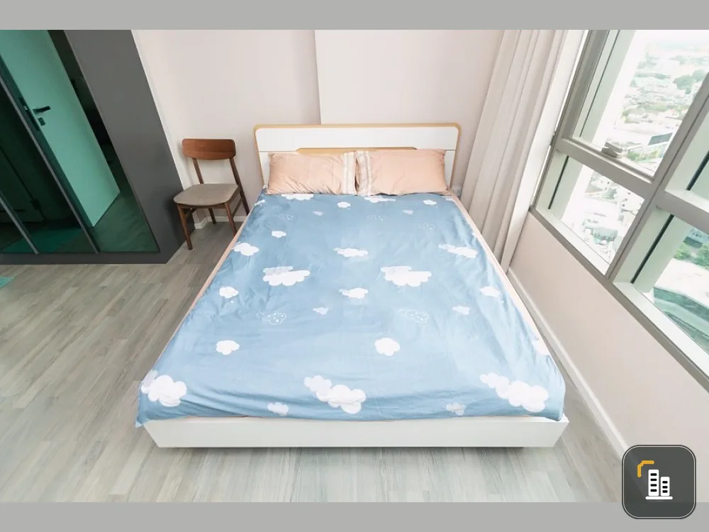 Sell / rent Condo The Room Sukhumvit 69, full of facilities. Near shopping areas, golden location, book now!!