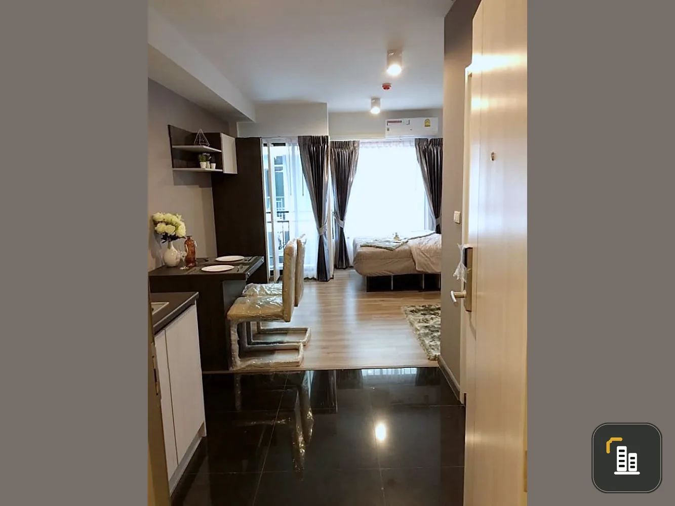 Condo for sale, Estabe Phahonyothin 18, complete electrical appliances, convenient to travel, do not miss