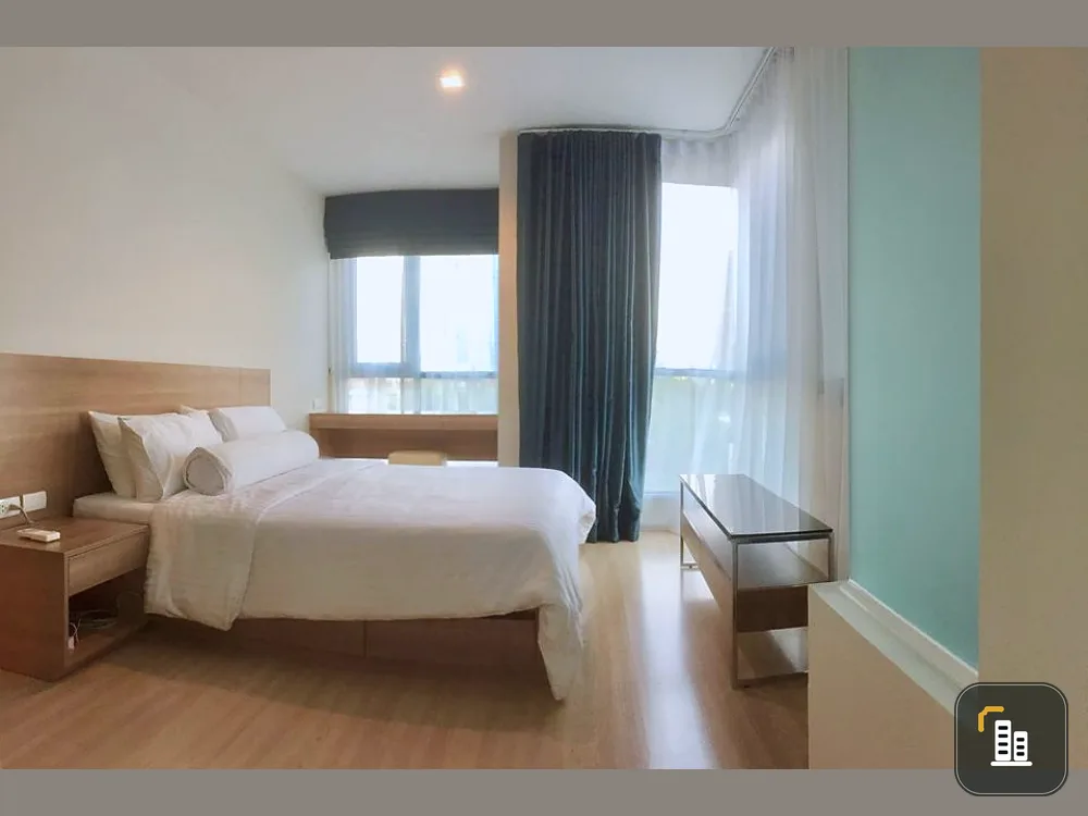 Urgent sale!! Condo Rhythm Sathorn, 3rd floor, corner room, fully furnished, ready to move in. You can't miss it, hurry and reserve now!!