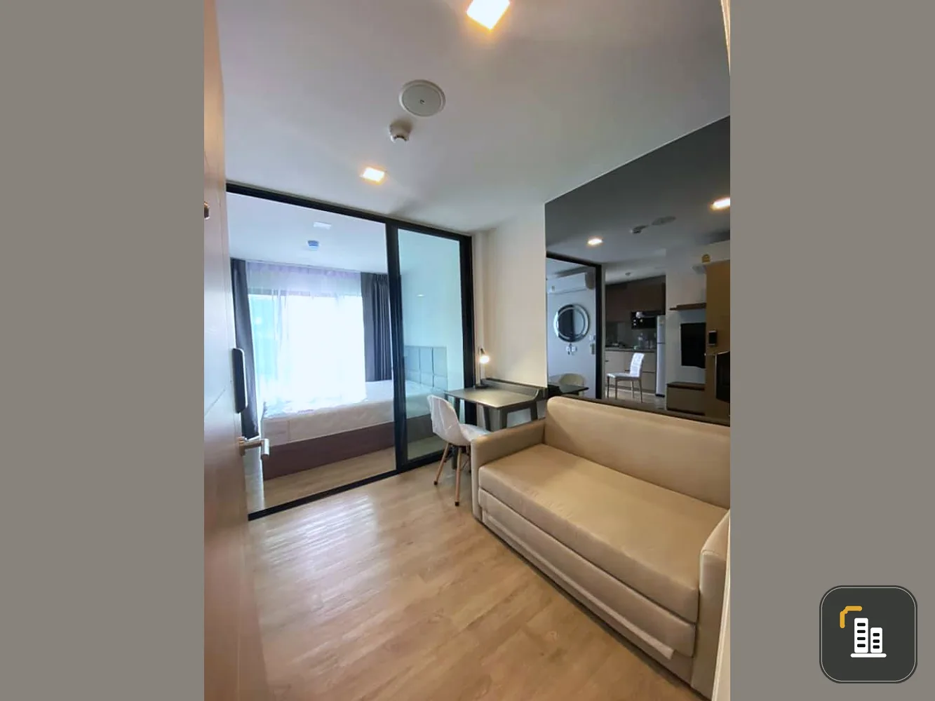 Kave Town Shift for rent, Building D, 2nd floor, outside view, exclusive room, separate kitchen This price is very worthwhile. Hurry up.