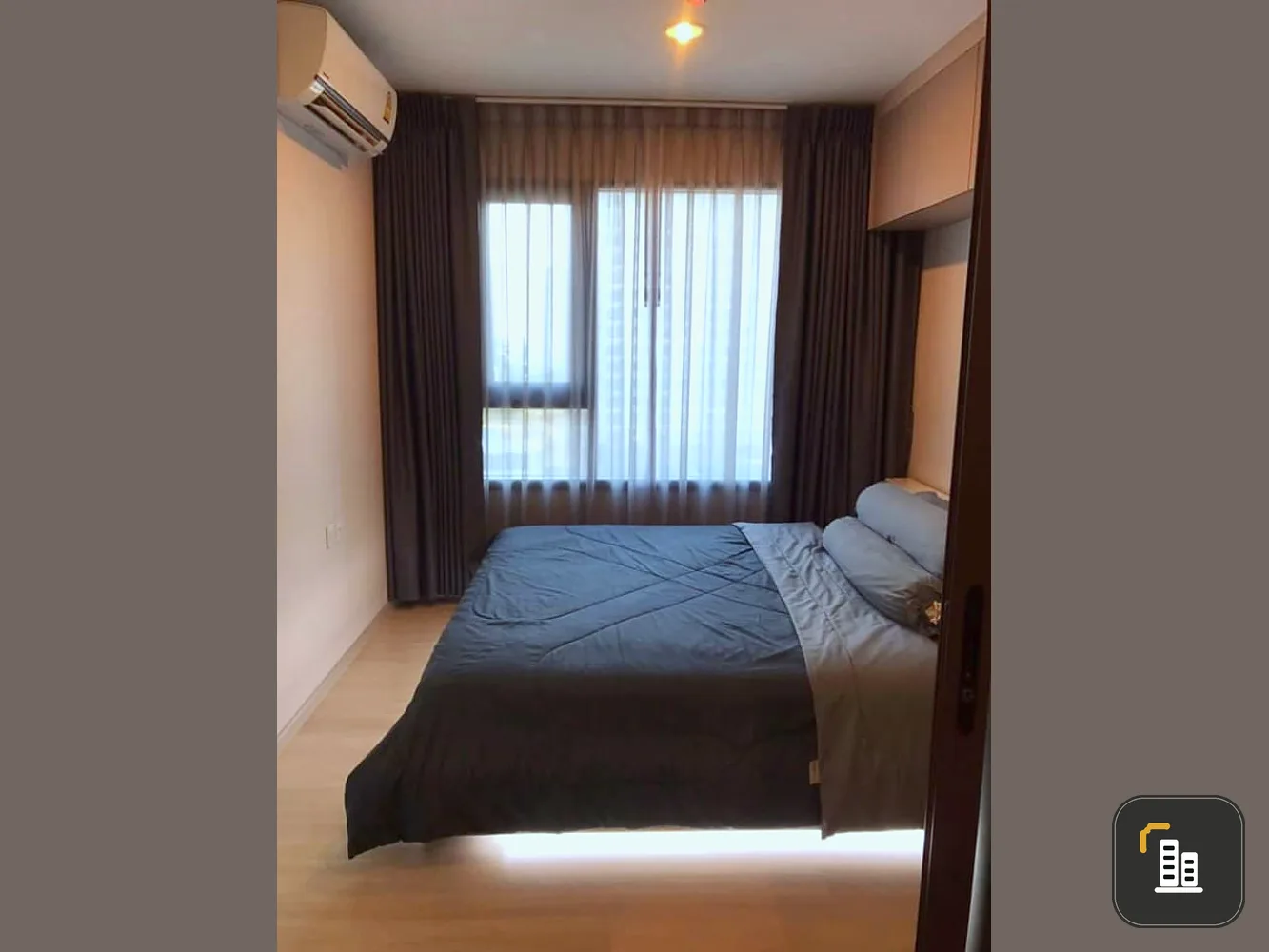 Sale Condo Life Pinklao with swimming pool view. This must be reserved!!