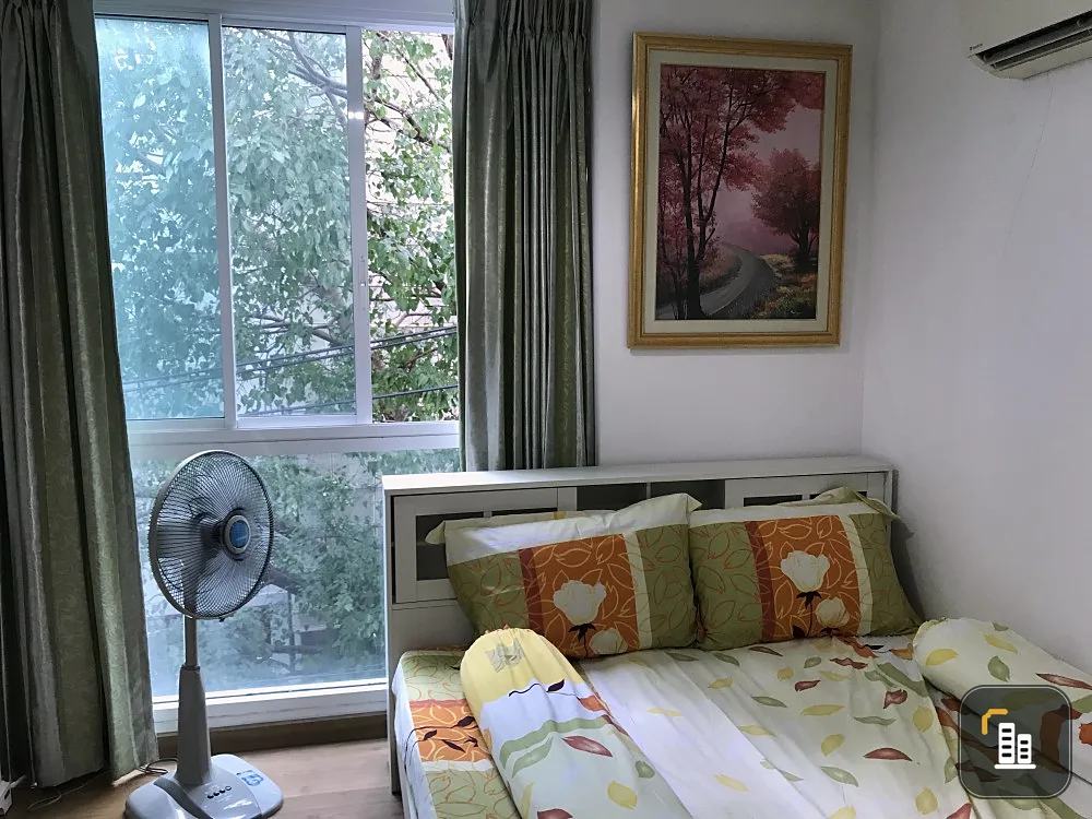 Urgent sale, Chateau in Town, Phahonyothin 14-2, fully furnished, near the train, hurry!!