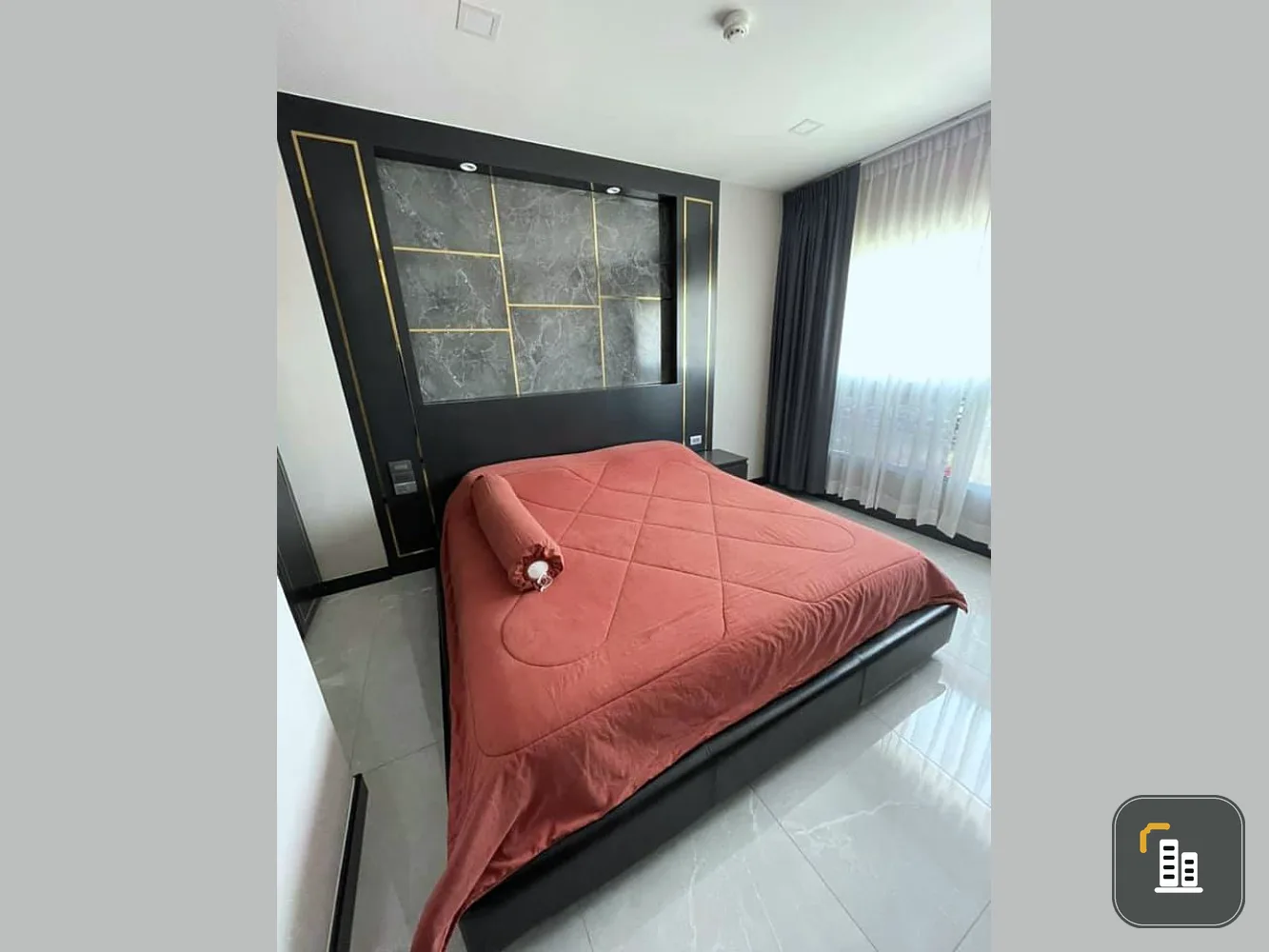 Quick sale, Supalai Veranda Rama 9 condo, good location, convenient transportation, near shopping areas, don't miss it!!