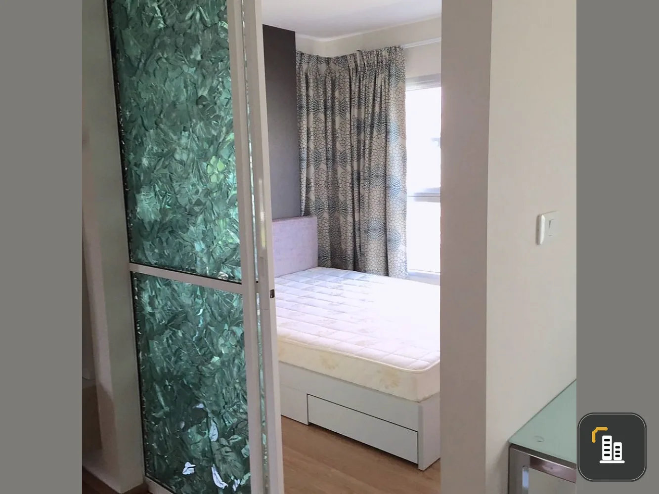 Selling D condo Ramkhamhaeng, 1 bedroom, 1 bathroom, beautiful room, condition like new. This price is very worthwhile. Book now.