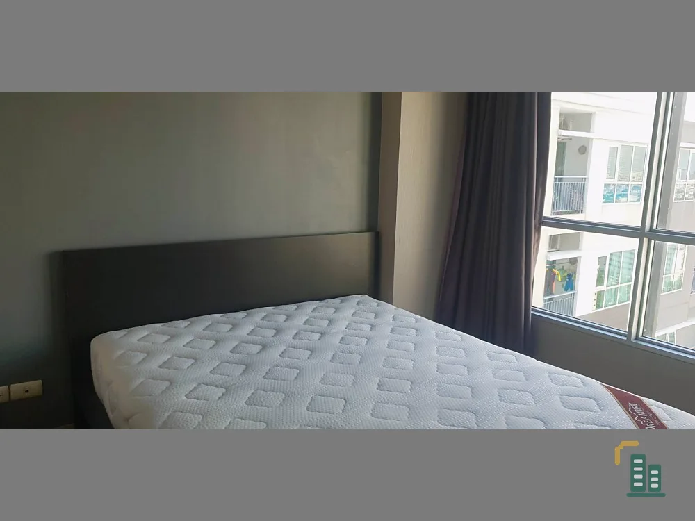 For Sale/Rent!! Condo The Aspire Rama 4, fully furnished, ready to move in, golden location, near shopping areas, don't miss it!!