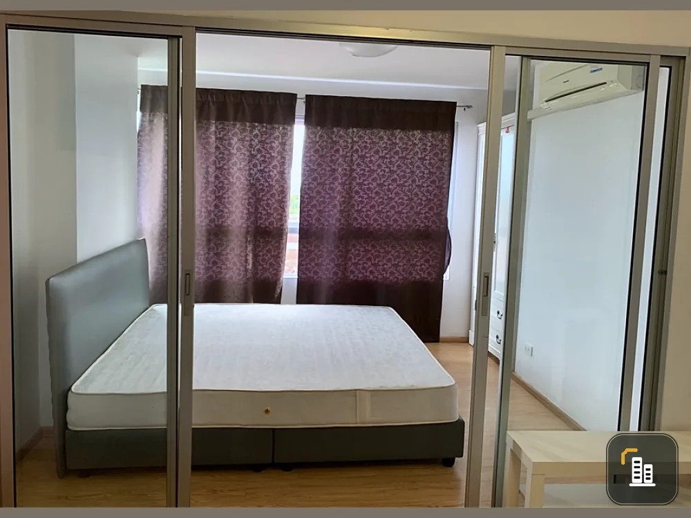 Sale D Condo Rattanathibet, 8th floor, Building F, corner room, overlooking the Chao Phraya River. You can reserve it as the owner.