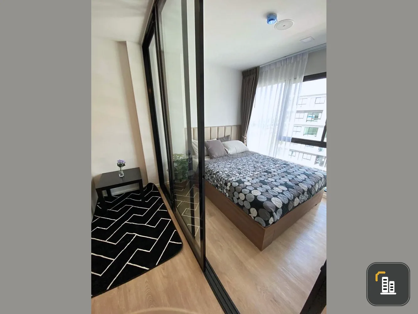 Kave Town Shift for Sale, room 1 Bed Exclusive, wide front, complete with good room, book quickly before you miss it.