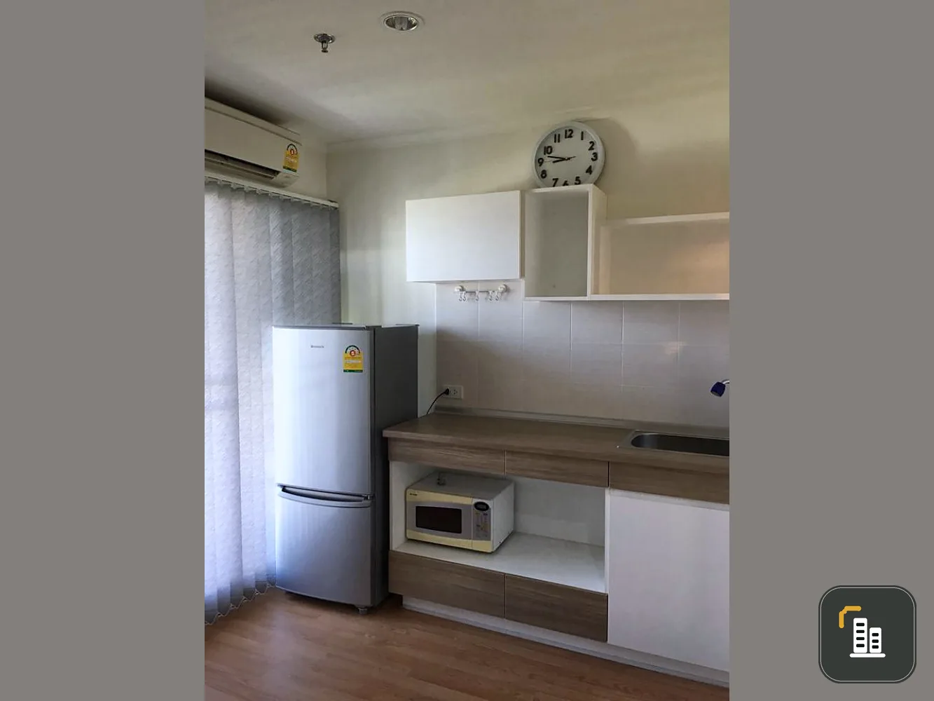 Condo for sale, Lumpini Park Pinklao, near the mall, convenient to travel. Urgent.. Hurry up !!