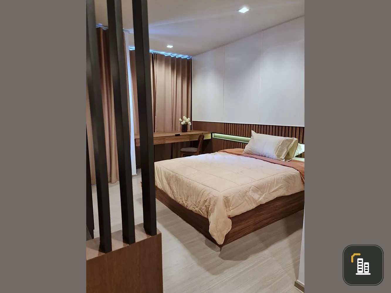 Fon sale/rent Life Asoke - Rama 9, nice room, great price, plus full furniture Hurry up to reserve now. Don't wait.