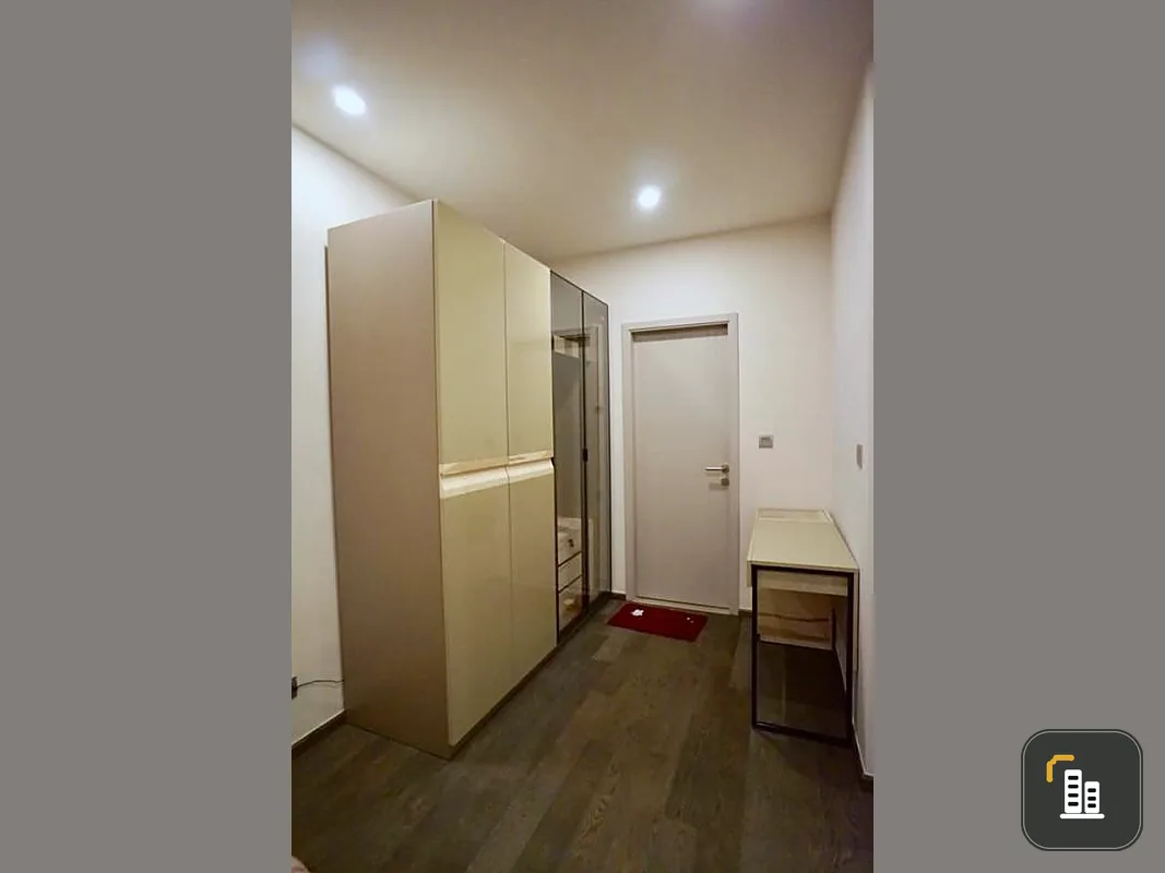 Ideo Q Siam Ratchathewi, 17th floor, good view, very new furniture. Ready to carry your bags and move in!!