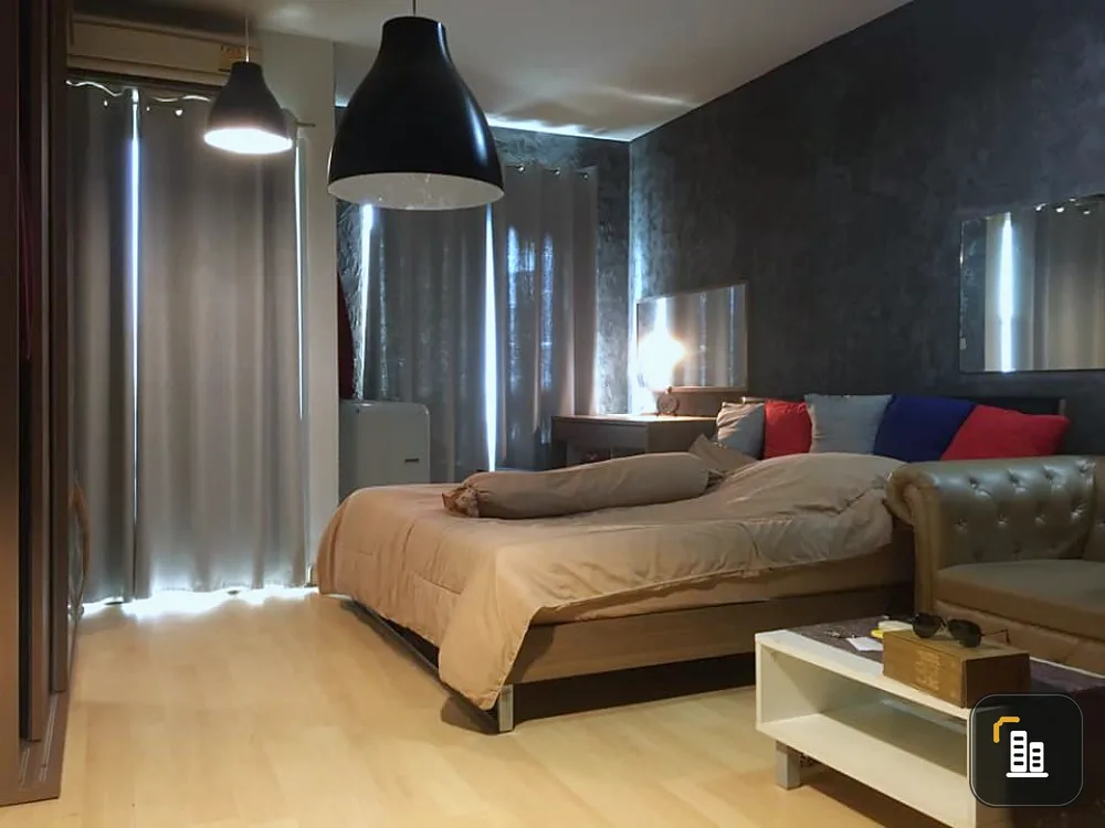 Sell Iris Avenue On Nut-Wongwaen, beautiful room, good location, ready to move in, don't miss it.