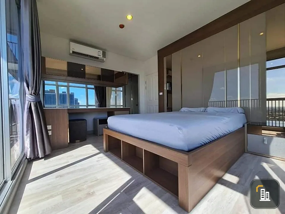 Condo for sale, Manor Sanambinnam, 31st floor, river view, corner room, beautiful room, nice decoration, book now, don't wait.